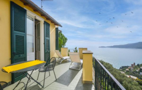 3 Bedroom Amazing Apartment In Zoagli Zoagli